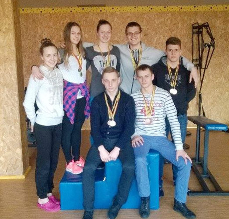 Plaukikai iškovojo keturiolika medalių