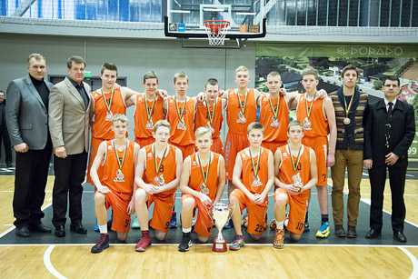 Jaunieji krepšininkai lengvai įveikė varžovus
