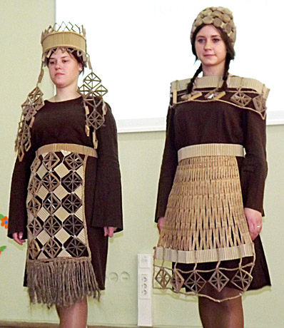 Įspūdingi kostiumai iš atliekų